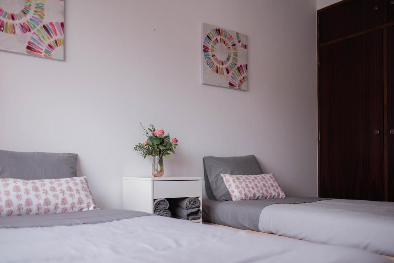 Hostel Baleal Surf Emotions Exterior foto